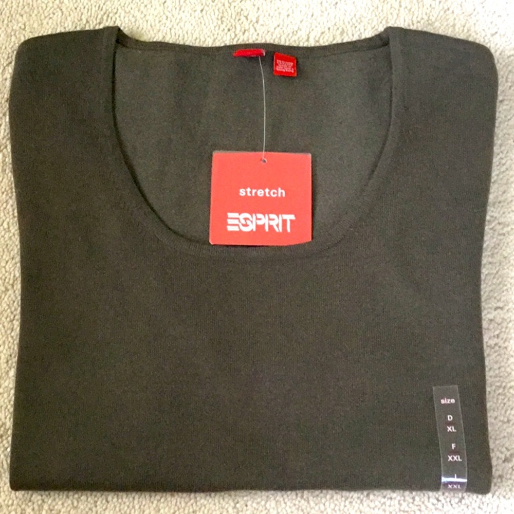 Esprit 3/4 sleeves top in new condition